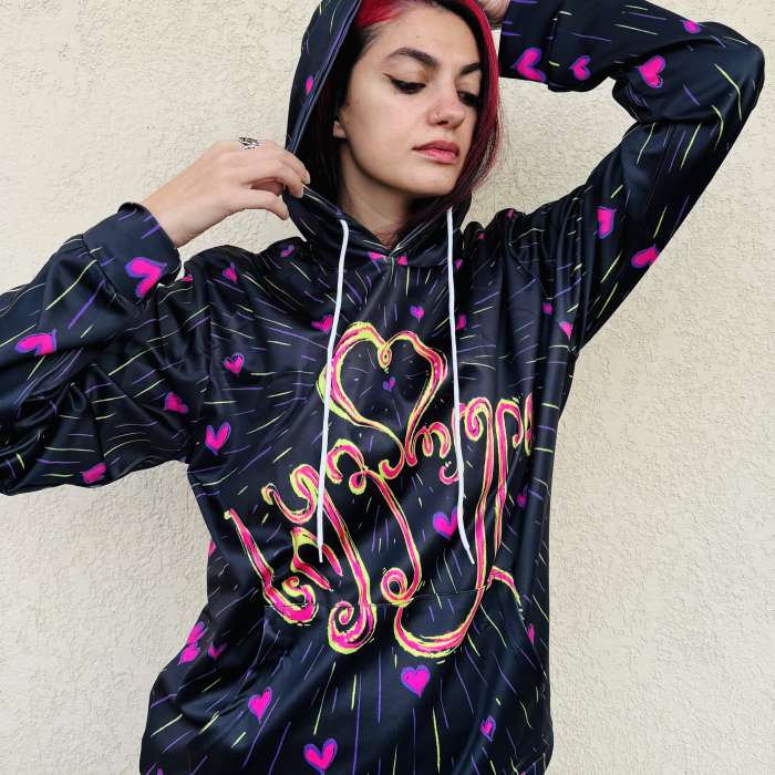 სიყვარული ჰუდი ქართული ფერადი პრინტი ჰუდები გული